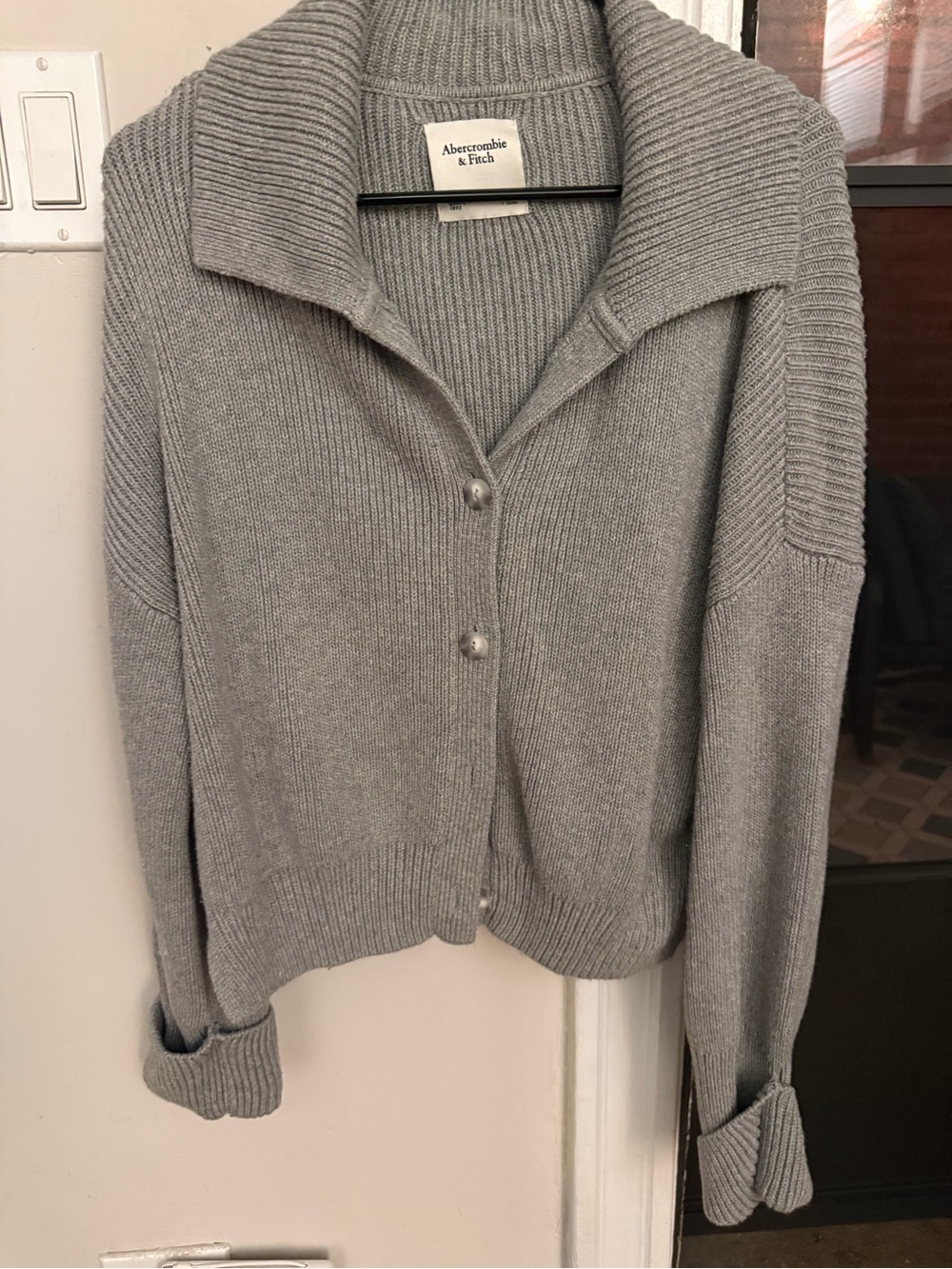 Abercrombie & Fitch Women's Gray Ribbed Button-Up Sweater (M)